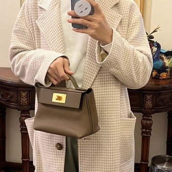 Ženska torbica Kelly Mini, 2022 novi model, gornji sloj teleće kože, dumpling torba, krilni dizajn, nosi se na ruci ili preko ramena