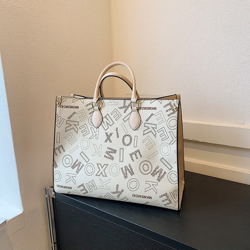 Ženska PU tote torba s velikim kapacitetom, vintage floralni uzorak, za svakodnevnu uporabu, Zima 2024