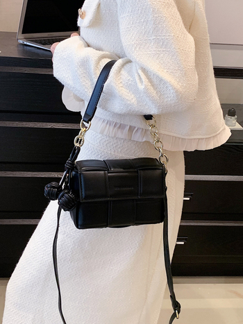 PU pletena crossbody torbica za žene, mala teksturirana kvadratna torbica