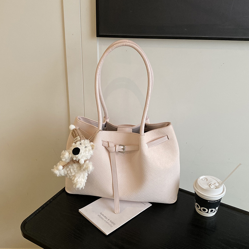 Ženska ručno pletena PU bucket torba, crossbody, velika veličina, ljeto 2025, gradski minimalistički stil, vrhunska tekstura