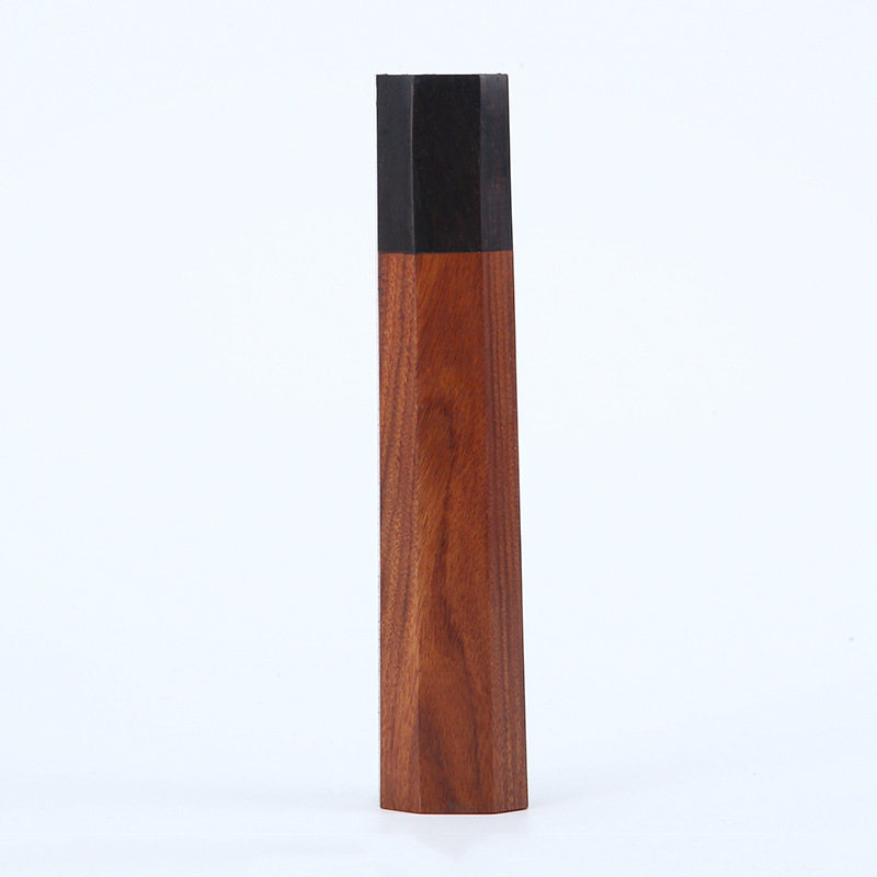 Mâner din lemn FSC pentru furculița de grătar, formă octagonală din lemn Ebony-Red, mâner cu gaură