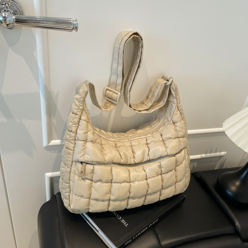 Plisirana torba u oblaku – crossbody za žene, velika zapremina, gradski minimalistički stil