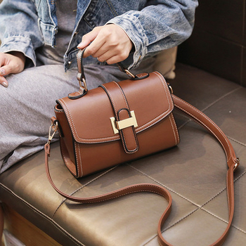 Női crossbody táska ősz-télre, Mori retro stílus, kis válltáska