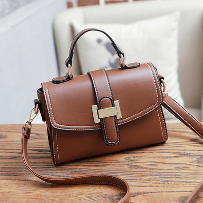 Női crossbody táska ősz-télre, Mori retro stílus, kis válltáska