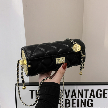 Ženska cilindrična torba s prešivanim uzorkom i lancem remenom, crvena svadbena torba, 2025 nova moda, mekan PU materijal, mala veličina, preko ramena ili crossbody
