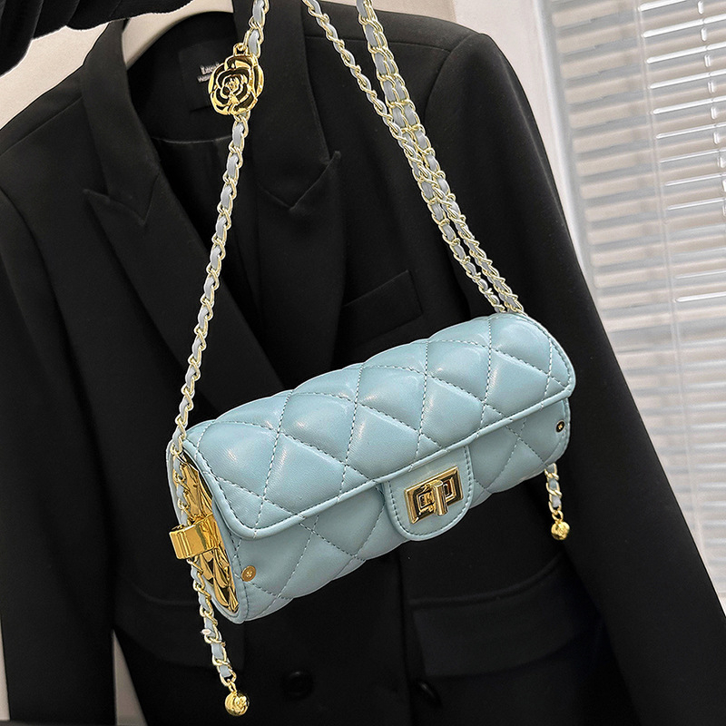 Ženska cilindrična torba s prešivanim uzorkom i lancem remenom, crvena svadbena torba, 2025 nova moda, mekan PU materijal, mala veličina, preko ramena ili crossbody