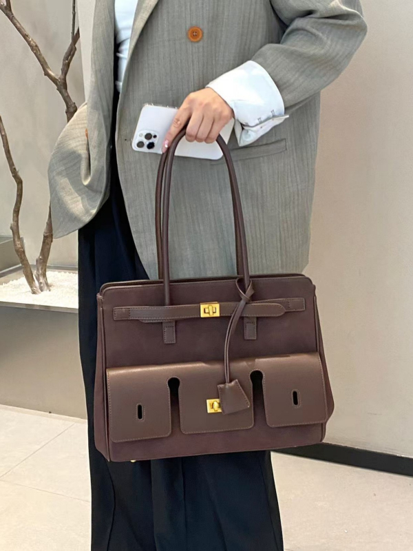 2025 nova mat tote torba, velika kapaciteta, unisex kožna torba za rame s dizajnom krila
