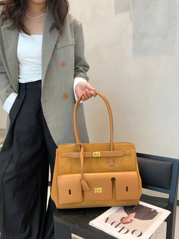 2025 nova mat tote torba, velika kapaciteta, unisex kožna torba za rame s dizajnom krila