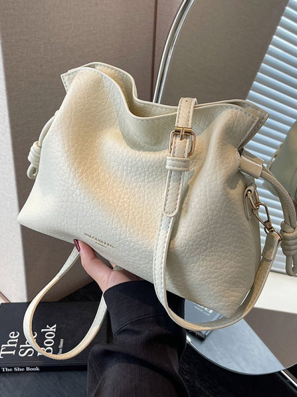 Nova retro ženska mala crossbody bucket torba s plisiranom teksturom oblaka, nišna kvaliteta za jesen-zimu