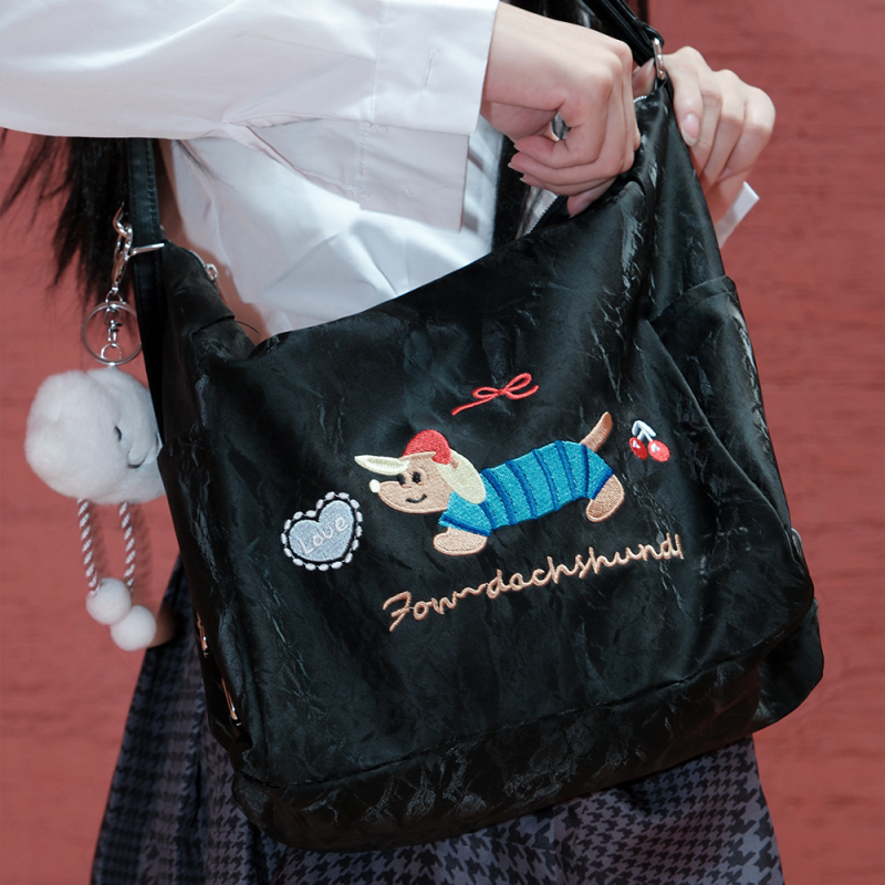 Ženska mala kvadratna torbica u casual Harajuku stilu, lagana, svestrana, personalizirana, crossbody model