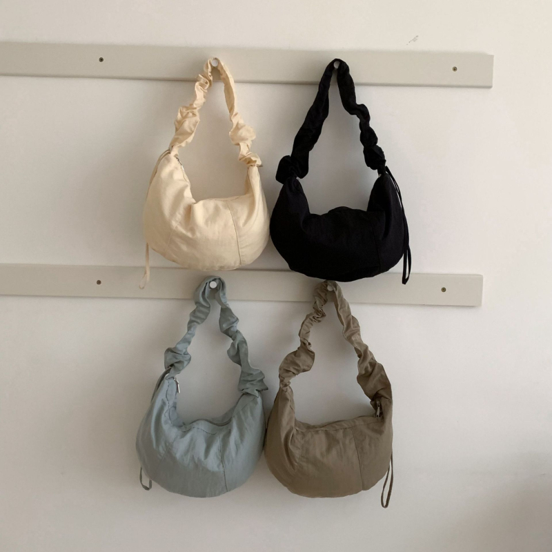 Nylon torbica u korejskom stilu za svakodnevnu upotrebu, dumpling torba sa šnurkama, jednofarbna, mala, preko ramena