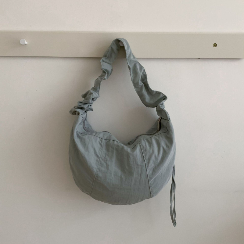 Nylon torbica u korejskom stilu za svakodnevnu upotrebu, dumpling torba sa šnurkama, jednofarbna, mala, preko ramena