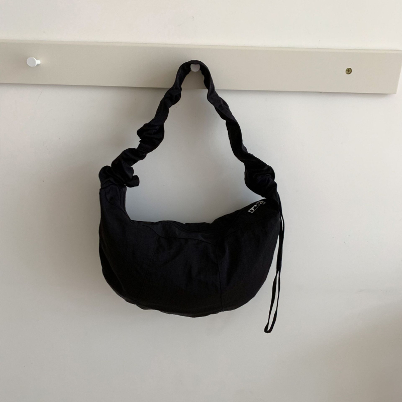 Nylon torbica u korejskom stilu za svakodnevnu upotrebu, dumpling torba sa šnurkama, jednofarbna, mala, preko ramena