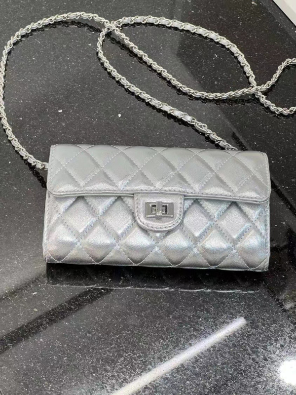 Xiaoxiang Woc lančana torbica, mini kvadratna torbica s romboidnim šavom, dugački novčanik s karticama, jednostruka naramenica, crossbody, horizontalna torbica za mobitel za žene