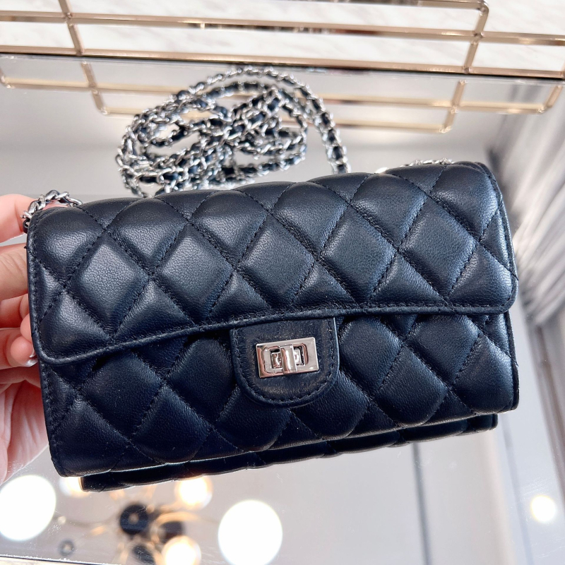 Xiaoxiang Woc lančana torbica, mini kvadratna torbica s romboidnim šavom, dugački novčanik s karticama, jednostruka naramenica, crossbody, horizontalna torbica za mobitel za žene