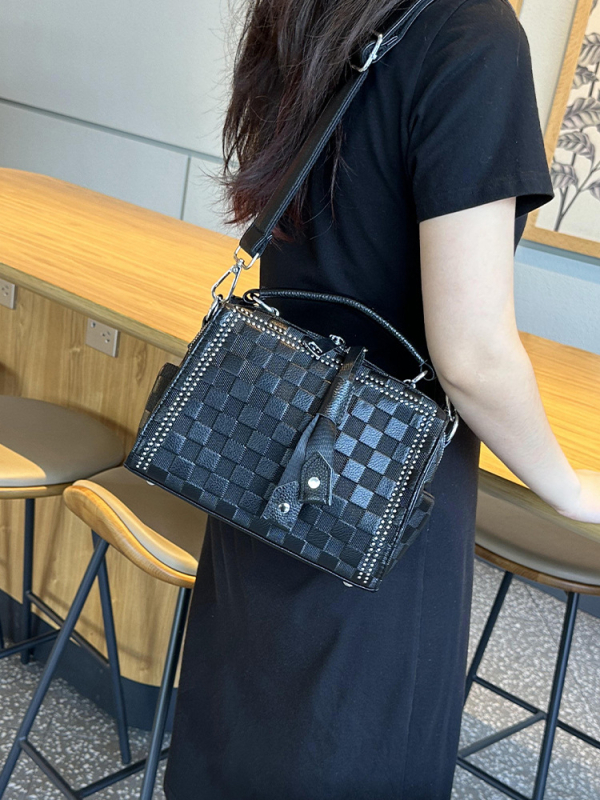 Ženska torbica s kariranom 2025 – elegantna crossbody torba, horizontalni Boston stil, minimalistička torba