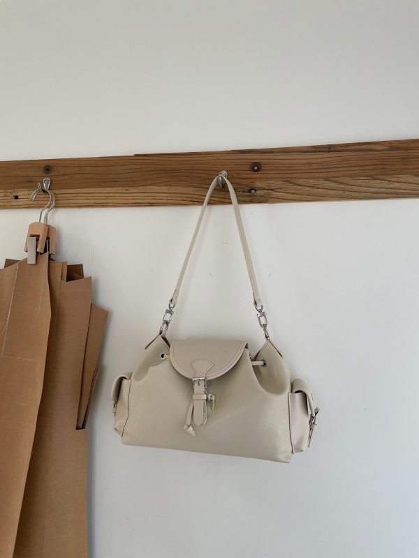 Ženska torba, 2026. novi model, nišna i svestrana torba preko ramena i crossbody, klasična kožna torba za svakodnevnu upotrebu, Cloud bag