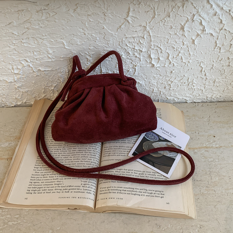 Plisirana jesenska crossbody torbica, velika kapaciteta, retro stil, ženska torba od sintetičke kože