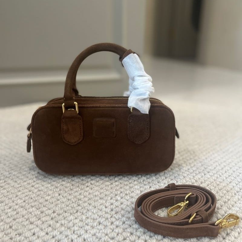 Jesenzimska torba bowling od nubuka kože, prava koža, preko ramena ili crossbody, mala veličina, za žene, 2024