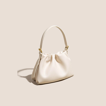 HD Ženska torbica od kože prvog sloja — Cloud Bag srednje veličine, crossbody torba, gradski minimalistički stil, magnetska kopča