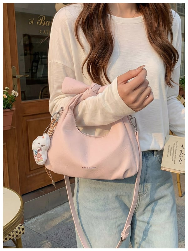 2026 plisirana cloud torba, korejskog stila, jednofarbna crossbody torba za žene