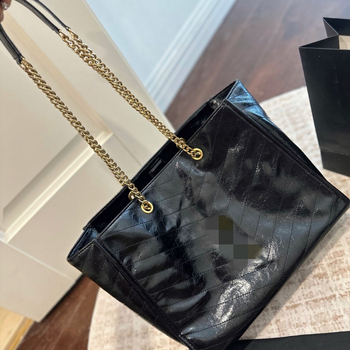 Ženska Tote torba od kože s uljem i voskom, kvadratno presjekanje šav i lančani detalj, velika kapaciteta, nositi na rame ili crossbody, svakodnevna upotreba