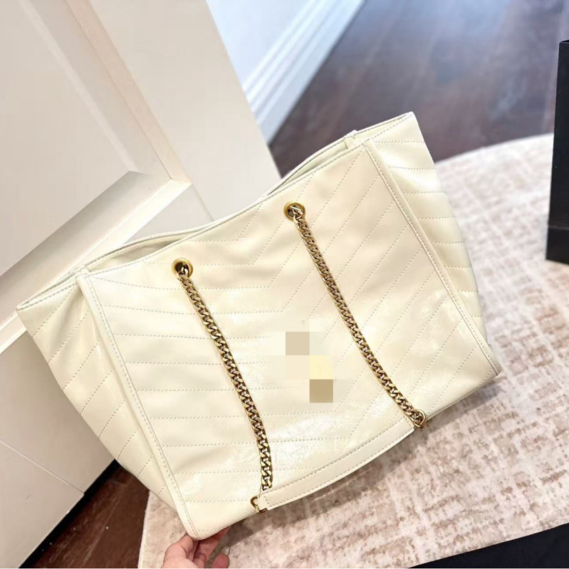 Ženska Tote torba od kože s uljem i voskom, kvadratno presjekanje šav i lančani detalj, velika kapaciteta, nositi na rame ili crossbody, svakodnevna upotreba