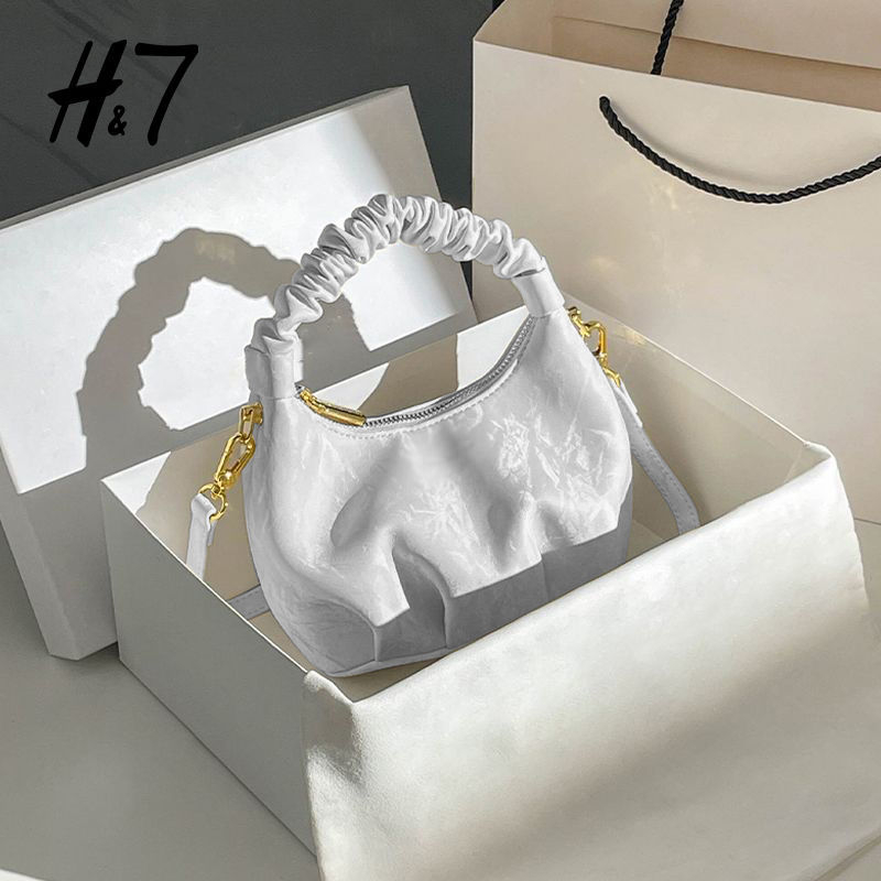 Mini plisirana torbica u obliku oblaka - unisex, poliester, crossbody/ručna torba, proljeće 2024