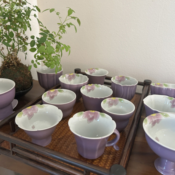 Ceașcă de ceai ceramică, pictată manual cu o peonie mov, pentru uz casnic
