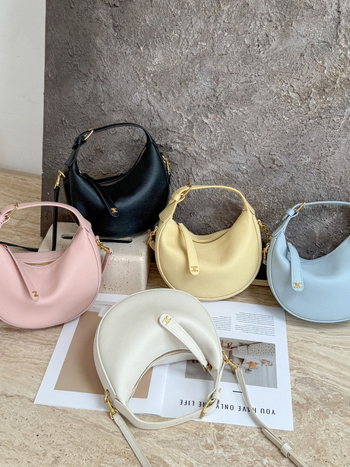 Proljetno-ljetna minimalistička torbica ispod pazuha s oblikom polumjeseca baguette, ženska crossbody torba, 2025 novi model