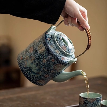 Ceainic de capacitate mare cu mâner și set de ceai cu căni în stil chinezesc – motiv floral pentru uz casnic, Gongfu set de ceai