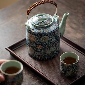 Ceainic de capacitate mare cu mâner și set de ceai cu căni în stil chinezesc – motiv floral pentru uz casnic, Gongfu set de ceai