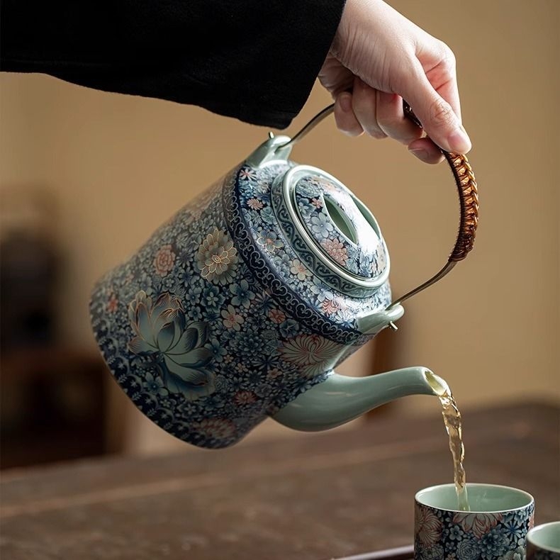 Ceainic de capacitate mare cu mâner și set de ceai cu căni în stil chinezesc – motiv floral pentru uz casnic, Gongfu set de ceai