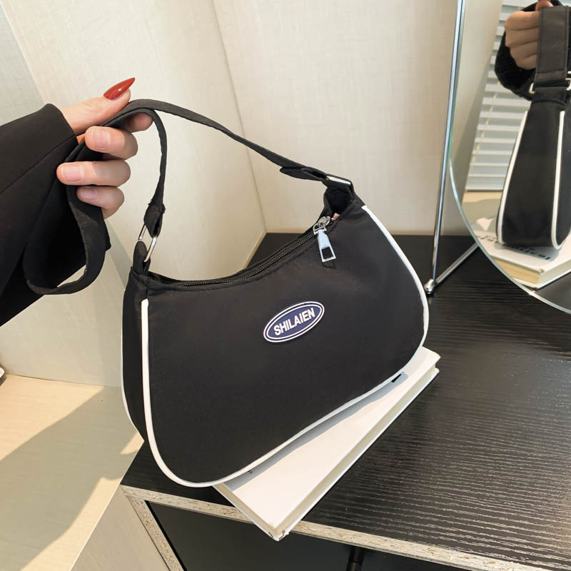 Ljetna mala torbica za ruku, lagana torbica u obliku polumjeseca, crossbody torba