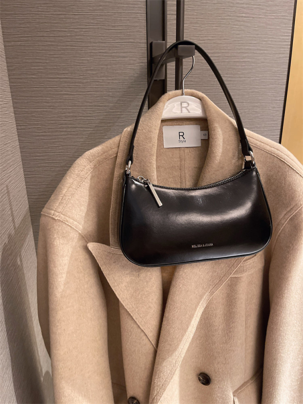 Ženska torbica u francuskom stilu s nišnim dizajnom, torba za pazuh, novi model 2026, vrhunska polumjesečna torba za rame i crossbody