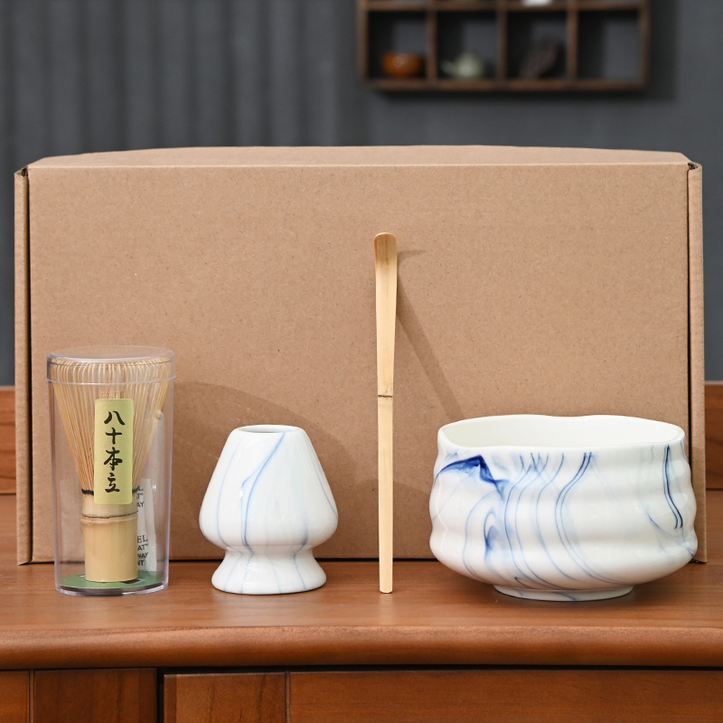 Set Matcha cu bol pentru ceai, tel de bambus, bambus alb, set de patru piese în cutie, farfurie cu flori de cireș, stil japonez