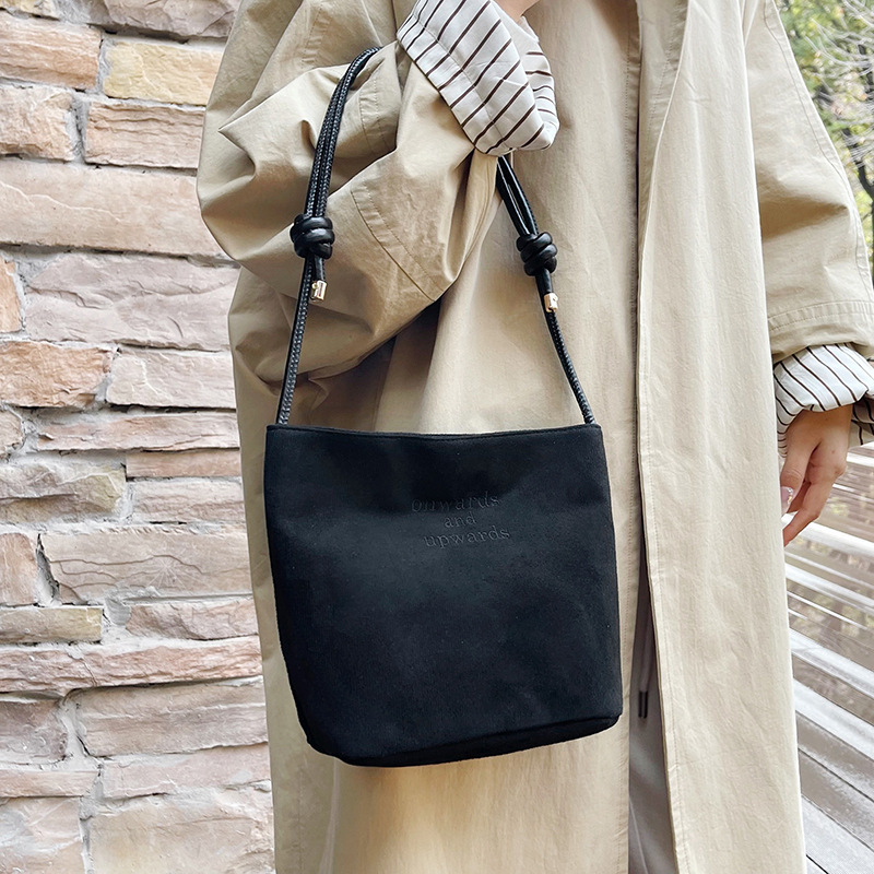 Ženska retro velur bucket torbica za jesen-zimu, mala, preko ramena (crossbody)