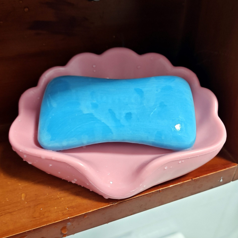 Suport din plastic pentru săpun, în formă de scoică, cu drenaj, design luxos, montaj fără găuri