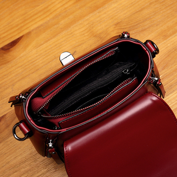 Ženska torba za rame 2026 - svestrana vintage mala crossbody torba