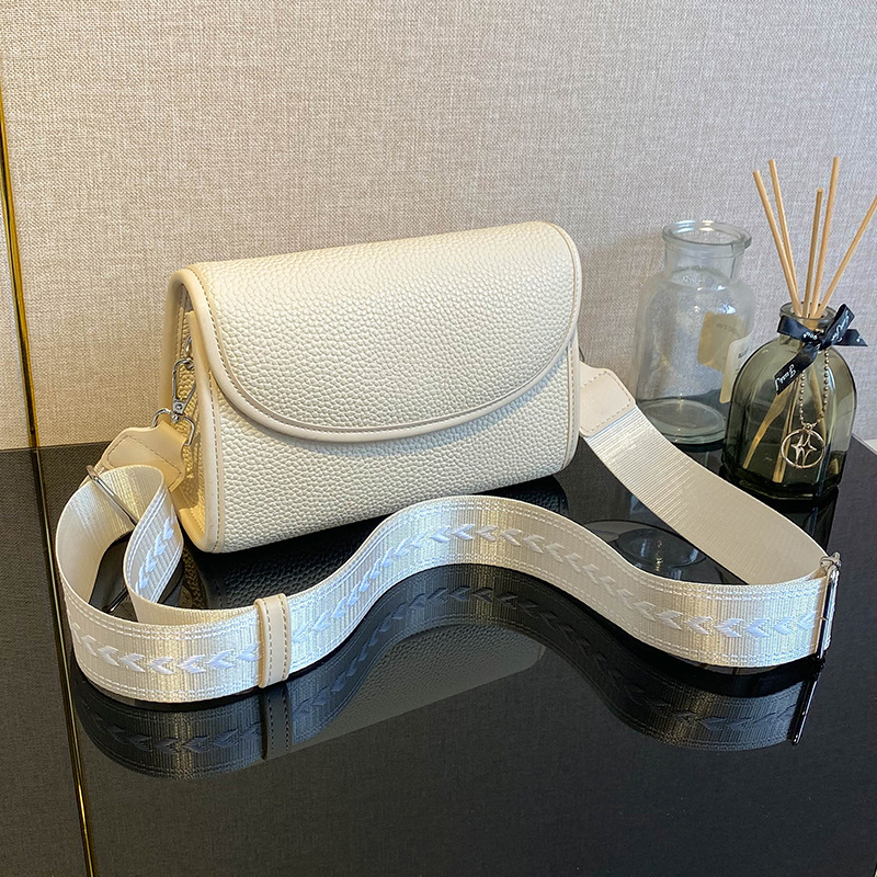Ženska crossbody torba u boji White Tea, mala kvadratna torba, gradski stil