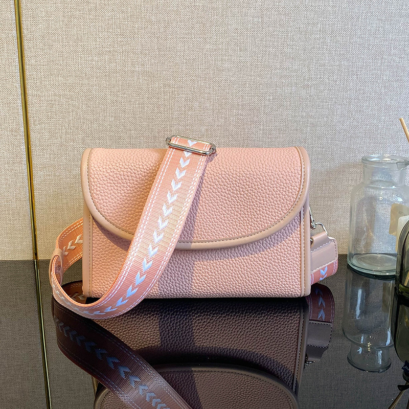 Ženska crossbody torba u boji White Tea, mala kvadratna torba, gradski stil