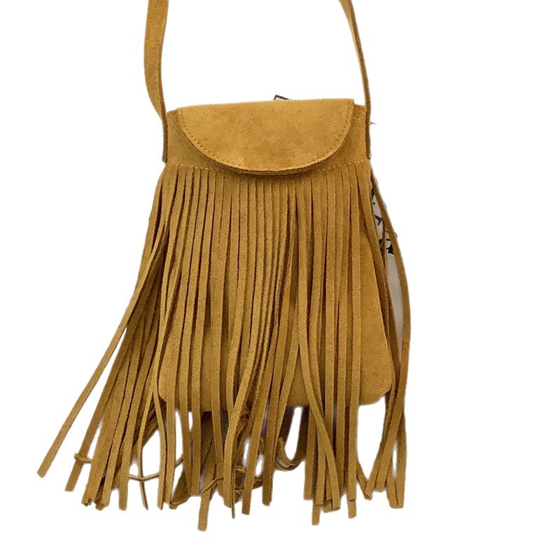 Mini torbica za telefon od velura, mala kvadratna forma, crossbody, gradski stil, ljeto 2025