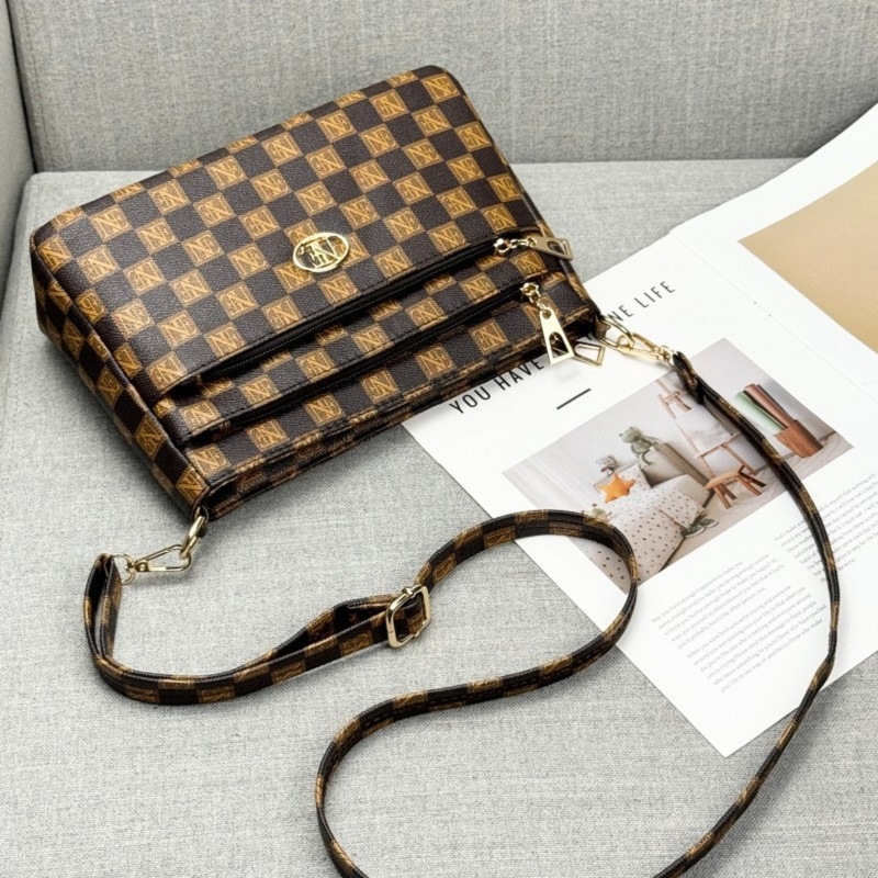 Ženska crossbody torba za jesen-zimu 2025, vintage motiv, retro stil za žene srednje dobi
