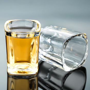 Jingnoya Set de pahare din sticlă pentru băuturi spirtoase, uz casnic, 6–10 bucăți, capacitate 1–100 ml pe pahar, formă pătrată, stil trend național