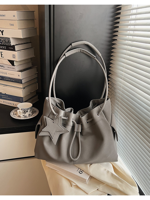 Ženska zimska bucket torba s vrpcom, teksturirana PU, retro niša stil, svakodnevno nošenje preko ramena ili crossbody