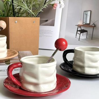 Set Instagram stil 2025: cană de cafea și farfurie, ceașcă ceramică elegantă pentru ceaiul de după-amiază, cană de lux