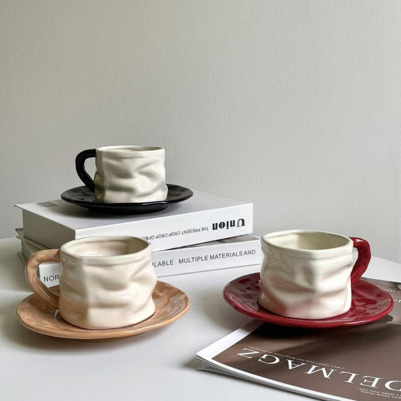 Set Instagram stil 2025: cană de cafea și farfurie, ceașcă ceramică elegantă pentru ceaiul de după-amiază, cană de lux