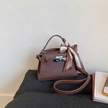 Ženska Kelly torbica od PU kože, novi model 2025, lagani luksuz, svestrana torba za rame ili crossbody