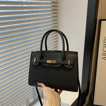 Ženska torbica u korejskom stilu Kelly, minimalistična tekstura, novi model jesen 2025, nišni dizajn, svestrana crossbody torba