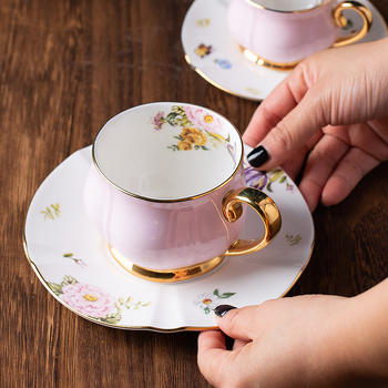 Set de cești de cafea și farfurioare din porțelan cu oase, stil italian, roz și mov, 90 ml, pentru cuplu